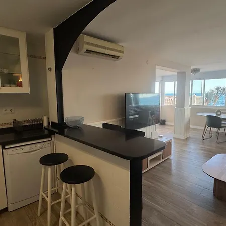 Exclusivo Frente Al Mar En By Elconserje Appartamento
